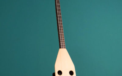 Pandura – ancient Greek instrument with fretboard