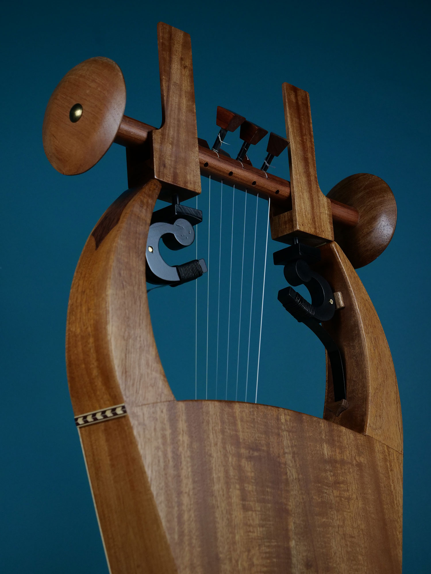 Kithara (Cithara) of the Golden Age, Luthieros Instruments, Koumartzis Familia, luthieros.com